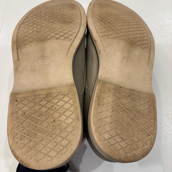 Elegant Men's Tan Lace-Up Oxfords size 10 mint condition - Picture 8 of 9